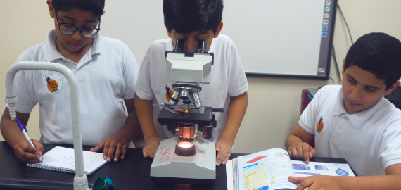 معامل مجهزة